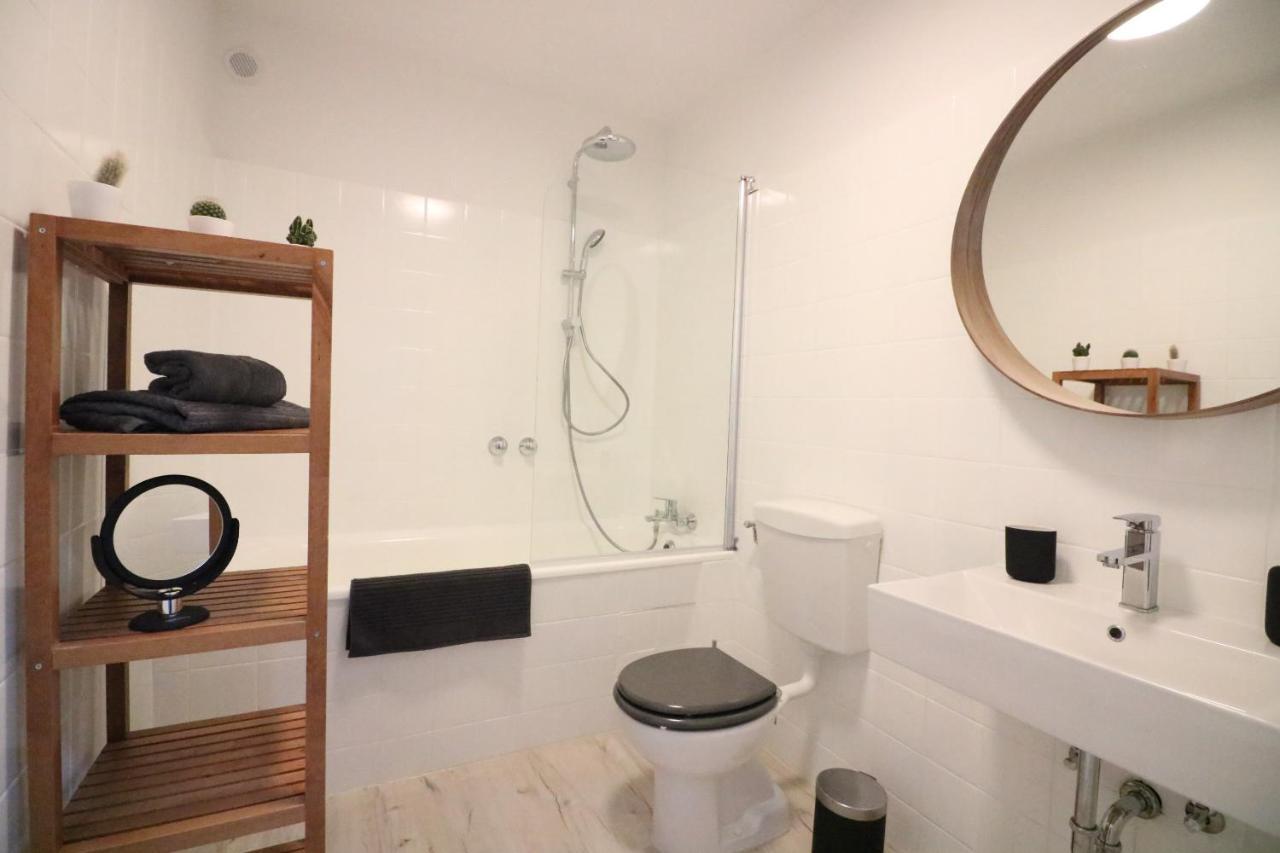 Appartement Im Zentrum Von Langenhagen Mit Netflix Und Tiefgarage Hannover Bagian luar foto